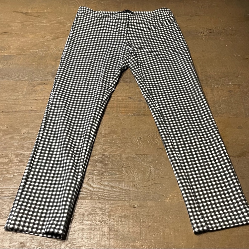 Amanda and Chelsea checkered slacks, size 4